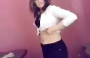 XXX ve bir süre analsexpornoizle sonra, onu kremalı meni ile doldurdu, Her kızı kendine