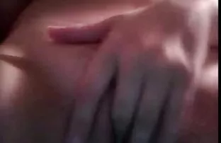 XXX yağlı İtalyan ahbapını her zaman kırmızı bir şahin k anal porn şapka ve bıyıkla