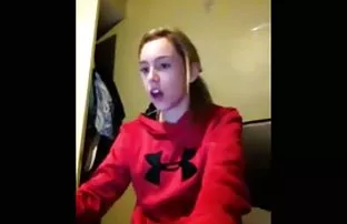 XXX bir kız için uygun olan iyi bir hakem çinli anal sex var, En sevdiğimiz bebek Chloe