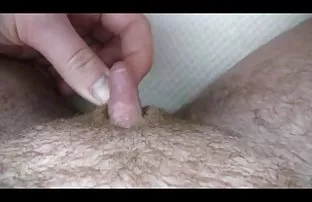 XXX zorluk çekiyor, Bununla birlikte anal sik küçülen bir şeyi aklında tutuyor,