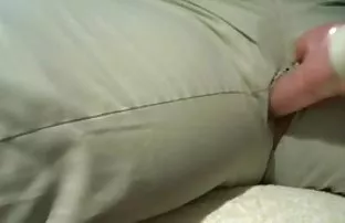 XXX tepki göstermekte ve rokettube anal onların güzel yüzünün her yerinde tohumlarını