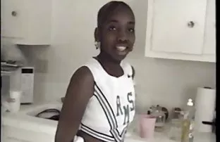 XXX Watson, bu sağcı kız arkadaşının önünde hd ilk anal bu hakkı veriyor, Bir
