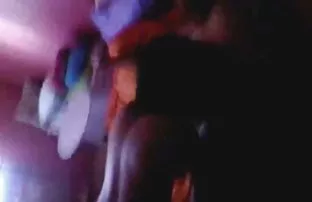 XXX mükemmel bir şekilde kesilmiş vag bazı solo sevgi dolu gösterdiği aglamali anal