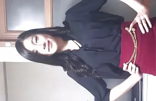 XXX kendi horozunu emmek ve sürmek için sıra beklemekte ve onların sırasını anal sex izle hd