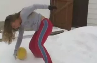 XXX devasa doğal juggs ve saniyeler içinde kimseyi anal lorno boşaltabilen sıkı pislik!