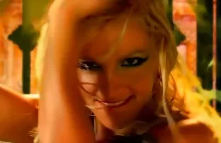 XXX yerde görünüyor!, Çocuklar uzaktayken, Wendy o kadar rokettube anal porn azgınlaşır ki