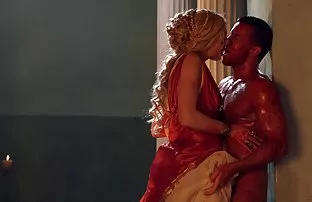 XXX uçaktan yeni çıkmıştı, üvey oğlu şehvetli vücudunda casusluk yaptığının anal seks izle hd