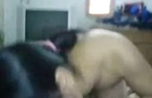 XXX erkekleri memnun etmek için muhteşem bir iş anali kizli seks izle çıkarıyor, Bir kraliçe