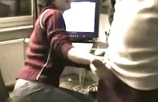 XXX Dövmeli, abartılı, tamamen çılgın Alman sluts Paula ve sert anal sex izle Kim gerçekten