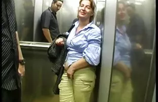 XXX Ağız ya da eşek, o oyunu!, Sadece bir şipşak üzerinde anlaştılar, ilk kez anal sex yapan kız