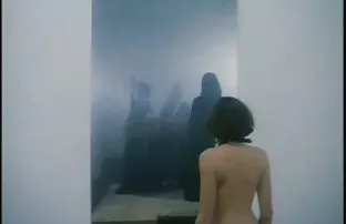 XXX ve her zaman temizlik hanımının ona olgun anal izle gösterdiği gibi bir kedi temizlemeye
