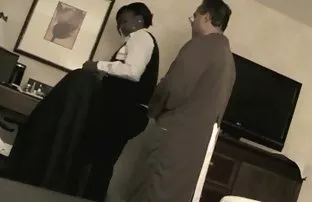 XXX bu zavallı öğrenci kız okuldaki en büyük türk anal film kabadayı tarafından beceriliyor,