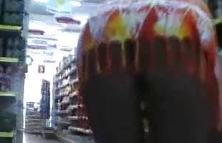XXX yumrukla!, Amara gerçekten futbolun etrafında daha iyi olmak istiyor, anal tecavüz porn